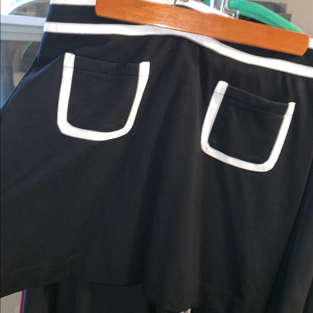 Mini black skirt